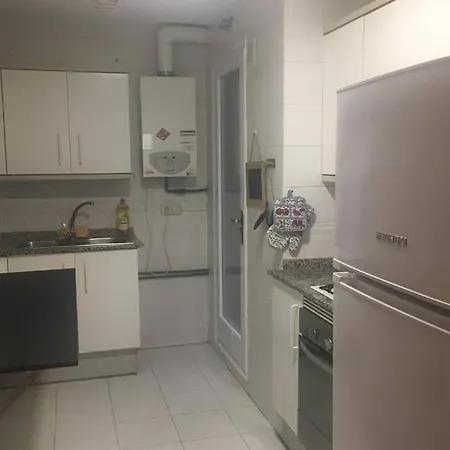 Comode Al Bell Mig De * Жирона