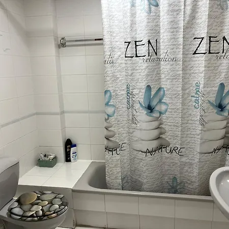 Апартаменты Comode Al Bell Mig De *