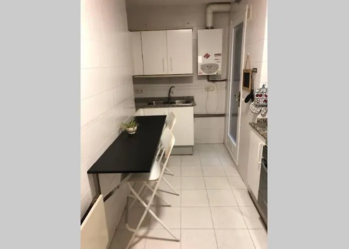 Còmode Al Bell Mig De Apartamento Girona