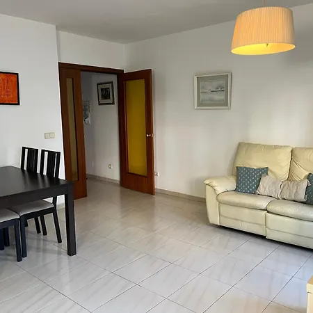 Comode Al Bell Mig De Apartment Girona