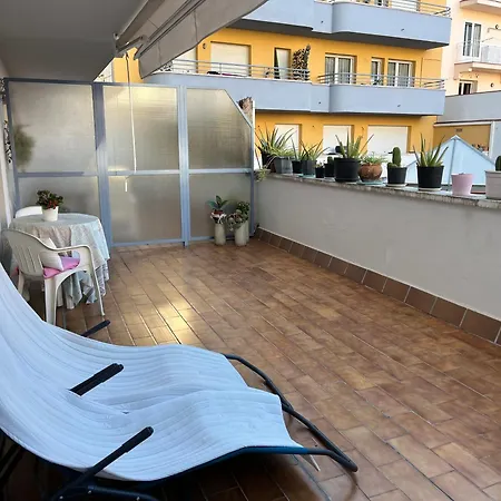 Apartmán Comode Al Bell Mig De *